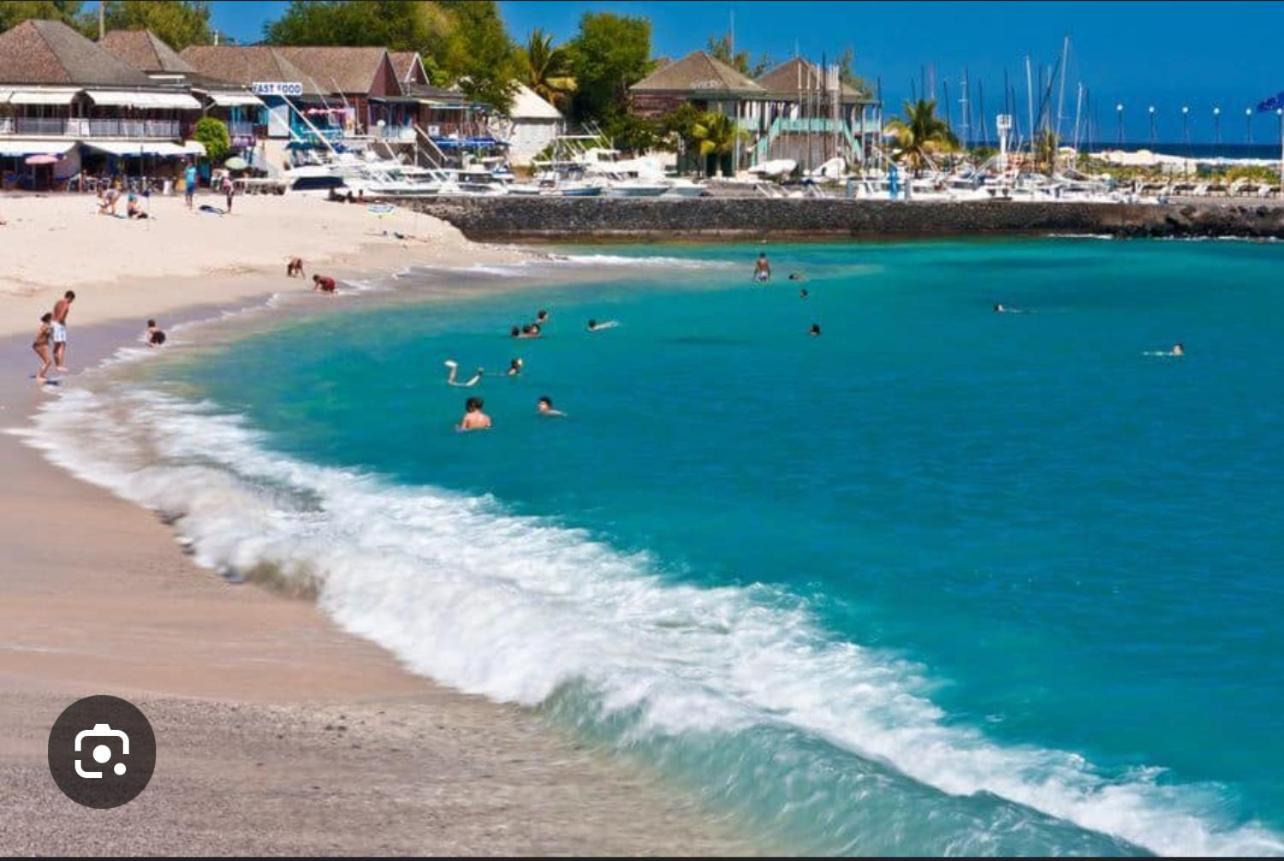 Case A Roches Saint-Gilles-les Bains Εξωτερικό φωτογραφία